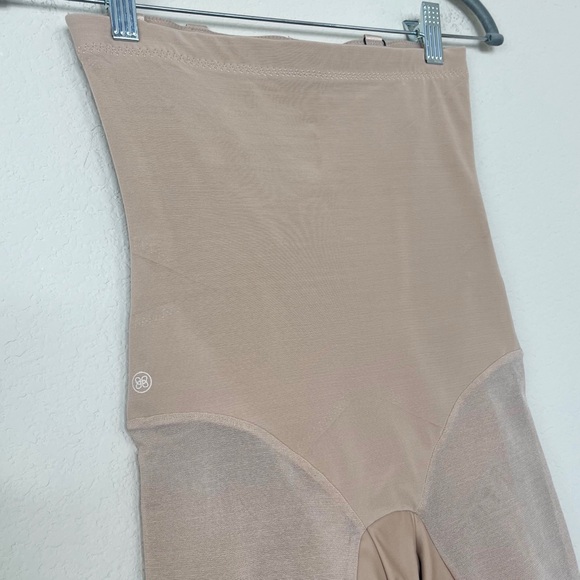 Honeylove Women's Superpower Shorts Sand
Brown Compression Flexible Boning Small - Picture 7 of 14